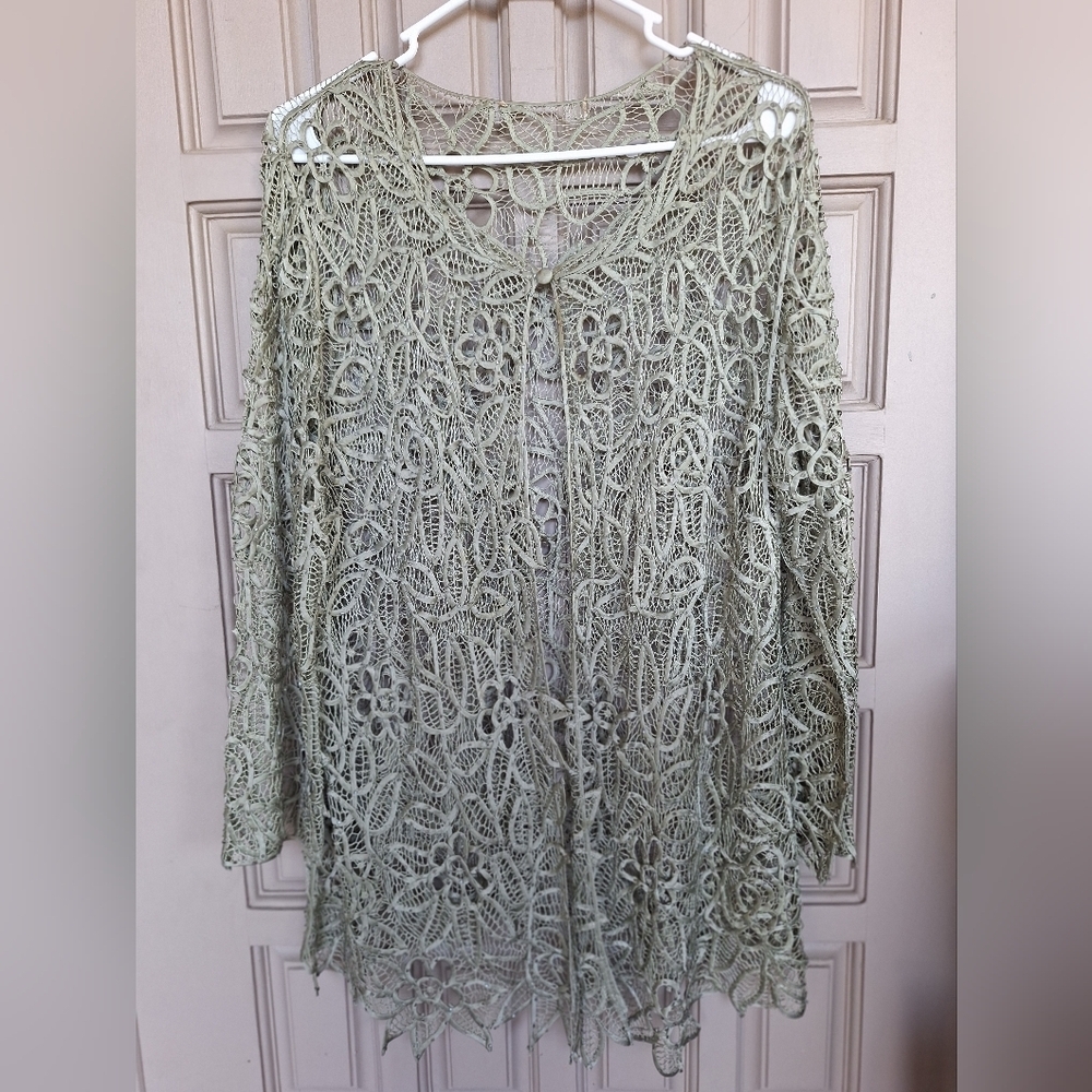 Lace Kimono Top SzXL Sage Grn Intricate Lace Single Button Lng Sleeve Tunic